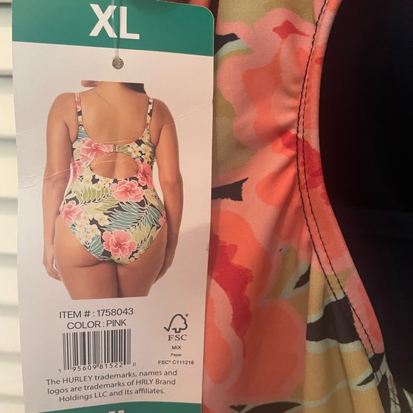 Hurley women’s one piece swimsuit. Size XL. - Picture 3 of 4